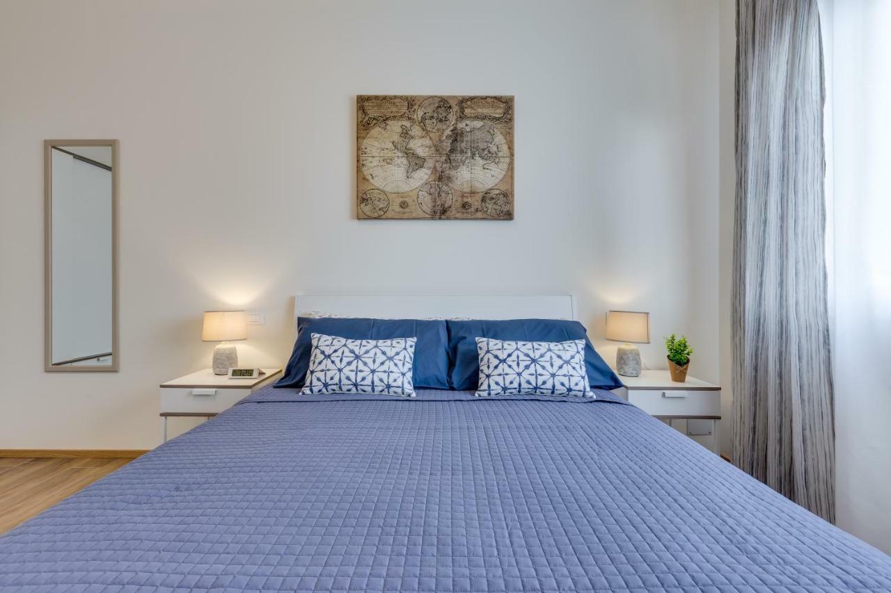 Rooms Vidar Train Station Маргера Екстериор снимка
