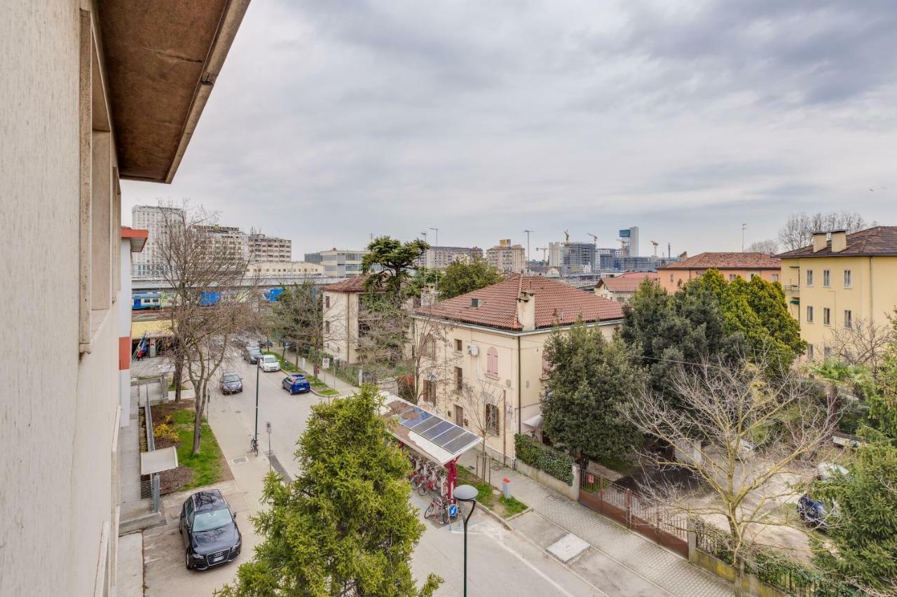 Rooms Vidar Train Station Маргера Екстериор снимка