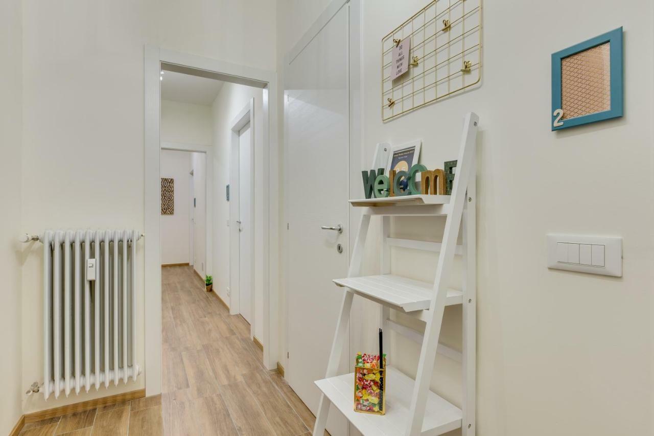 Rooms Vidar Train Station Маргера Екстериор снимка